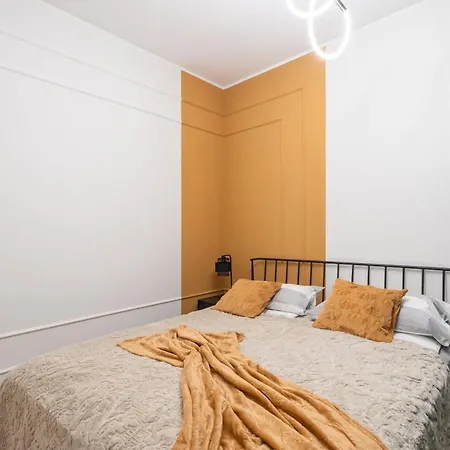 New Old Town - Luxury Mattress, Tv, Work Desk, Ac, Security * 里加