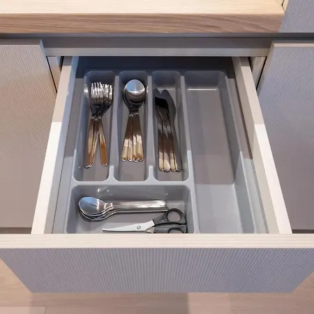 Dzīvoklis New Old Town - Luxury Mattress, Tv, Work Desk, Ac, Security *