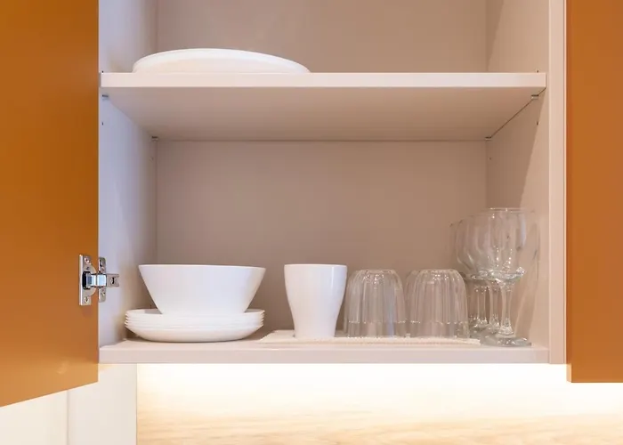 Dzīvoklis New Old Town - Luxury Mattress, Tv, Work Desk, Ac, Security