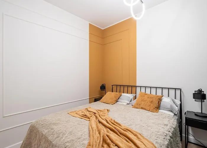 New Old Town - Luxury Mattress, Tv, Work Desk, Ac, Security * Riga