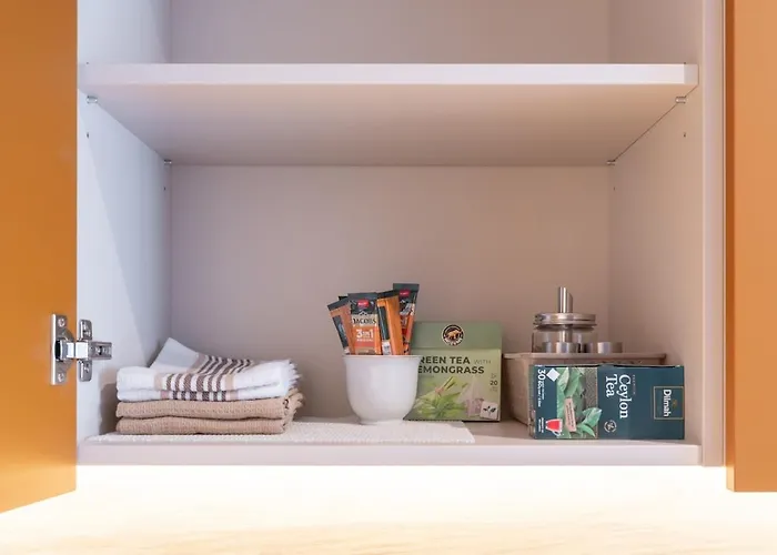 Dzīvoklis New Old Town - Luxury Mattress, Tv, Work Desk, Ac, Security